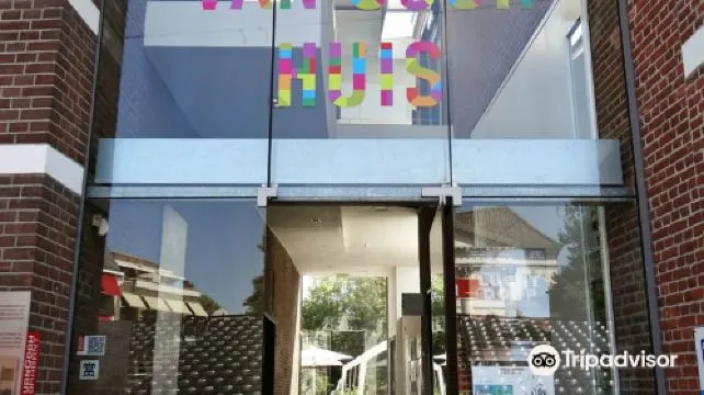 Vincent van Gogh Huis Ticket+ Audio Guide Free