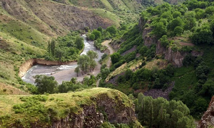 Group Tour: Garni Temple, Geghard, and Lavash Baking from Yerevan