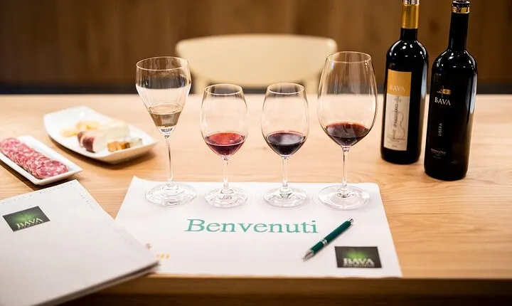 Tour of Monferrato among wines, Vermouth and local cheeses