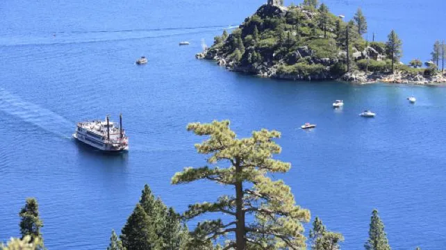 Lake Como + Bellagio + Como + Monza day tour in Italy