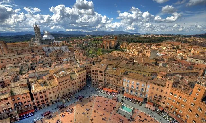 Discover the Medieval Charm of Siena on a Private Walking Tour