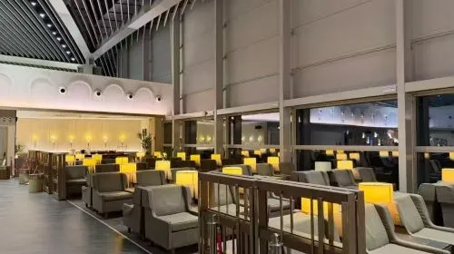 FCO Fiumicino Aeroporto VIP lounge (transit rest + private VIP tranquility + comfortable environment)