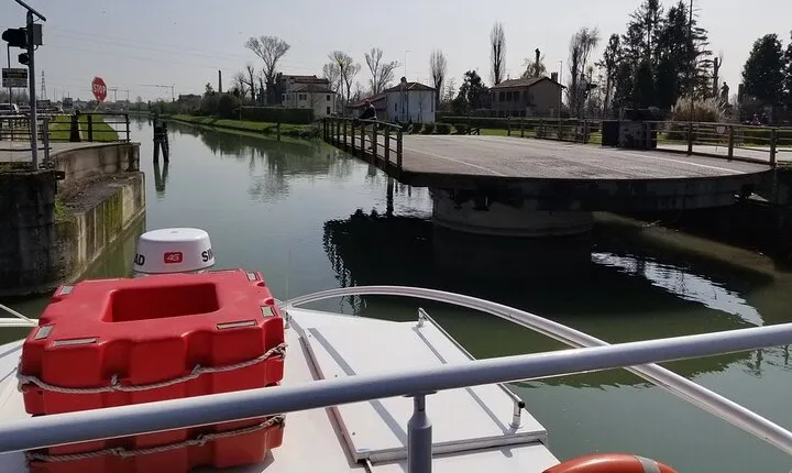 Full-Day Padua to Venice Burchiello Brenta Riviera Boat Cruise