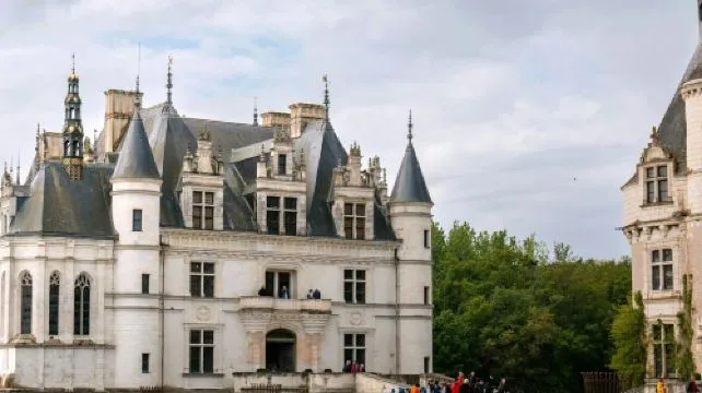 Château de Chenonceau & Chambord: Guided Tour from Amboise + Lunch