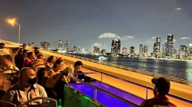 Big Bus Miami: Sightseeing Tour by Night