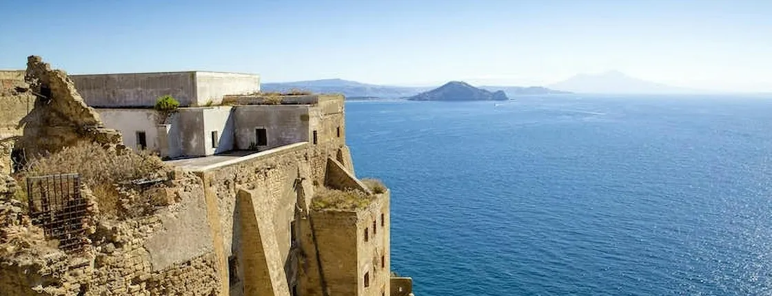 Procida boat tour from Ischia