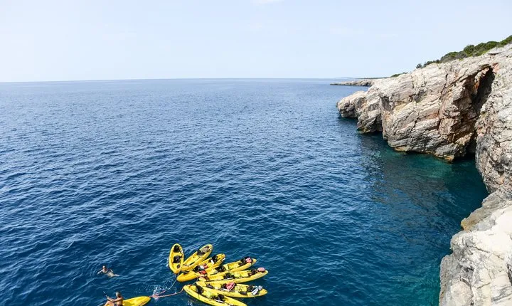 Dugi Otok - full day kayak adventure