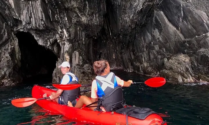 Kayak experience with Carnassa Tour in Cinque Terre + Snorkeling