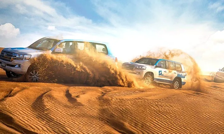 Abu Dhabi: Morning Desert Safari with Camels and Sandboarding
