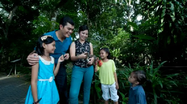 Zoo Negara Malaysia Admission Ticket Family (2 adults + 2 children) (Malaysian)