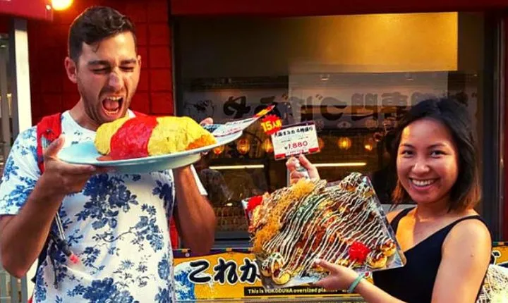 Osaka Food Tour (13 Delicious Dishes at 5 Local Eateries)