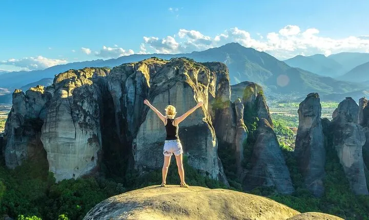 Full-Day Trip to Meteora from Thessaloniki