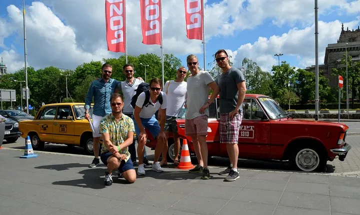 Private Tour: Warsaw City Sightseeing by Retro Fiat