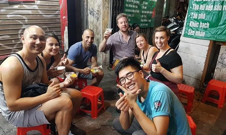 Small Group Hanoi Street Food Tour with a Real Foodie