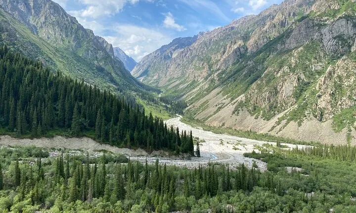 The hiking paradise Ala Archa National Park, 1 day