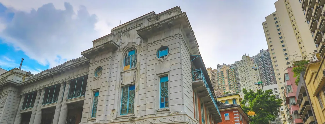 Guided tour of Hong Kong's heritage with tram ride and food tasting