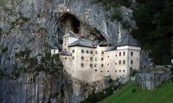 Slovenia in One Day: Lake Bled, Postojna Cave and Predjama Castle