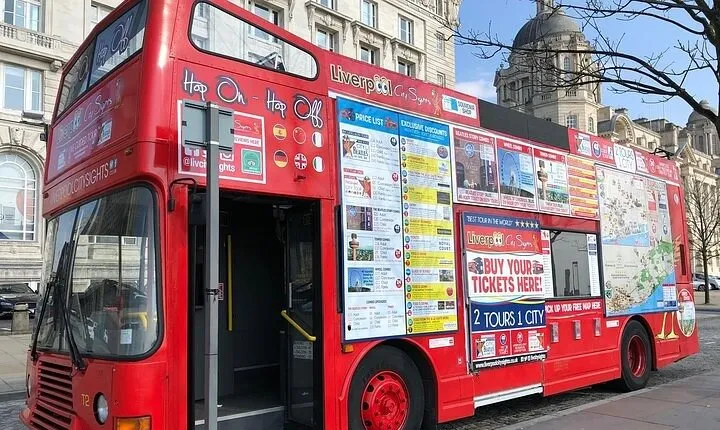 Liverpool: "Blue Route" - City & Beatles Tour