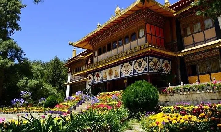 Overview of Tibet - 4 Days - Luxury accommodation
