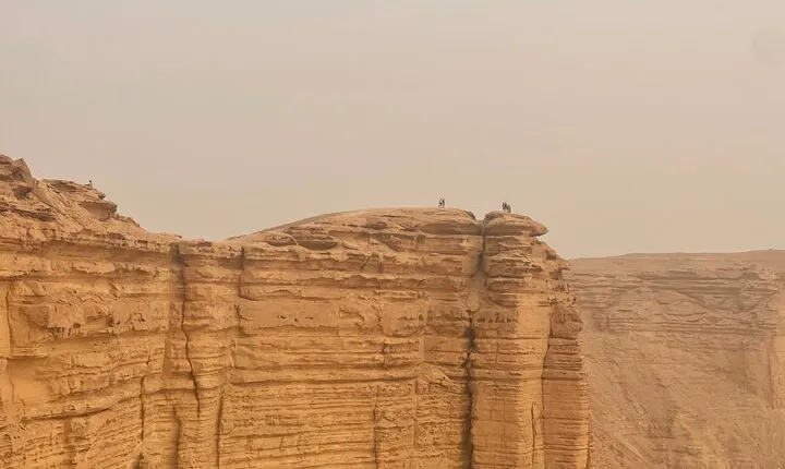 Edge of the World , with 4x4 vehicles and dinner