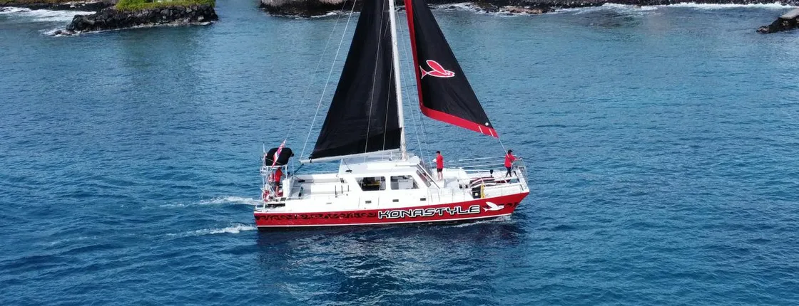 Kona All-Inclusive Snorkel and Sail Afternoon Experience