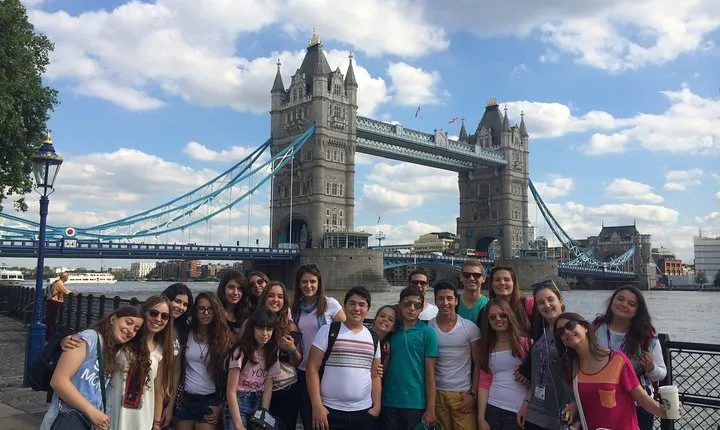London for 5 Days with Stay in English Families Home