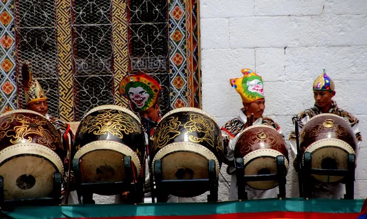 8 Days Classic Bhutan tour with easy hikes