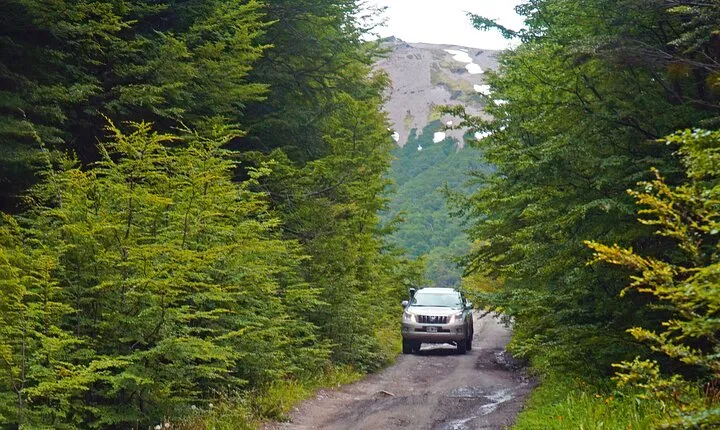 Escondido Lake and Fagnano Lake 4x4 Off Road Tour with Lunch