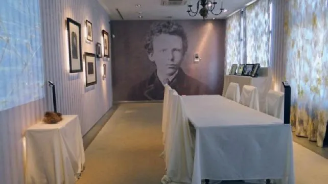 Vincent van Gogh Huis Ticket+ Audio Guide (Free)