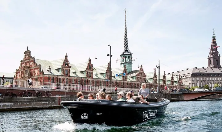 Social Sailing - Copenhagen Canal Tour - Captain's Favorite