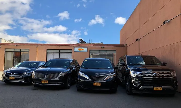 Private New York City Airport-to-Airport Transfer (JFK/LGA/EWR)