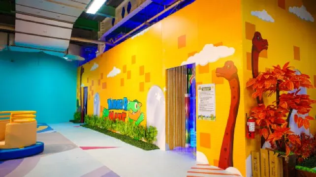 DinoXscape Supermal Karawaci 1 Hour Play Ticket (Family (1 adult + 1 child))