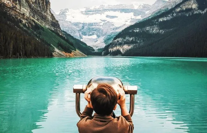 Hop-On and Hop-Off Banff Bus