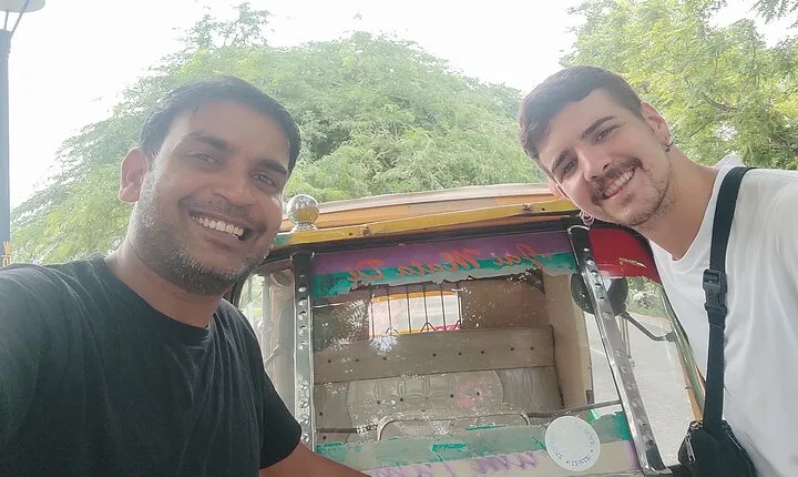 Tajmahal Full day Tour by tuk tuk