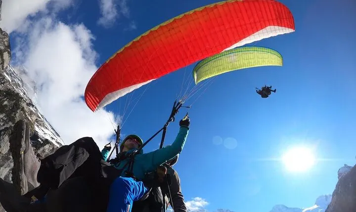 Paragliding over the Lauterbrunnen Valley