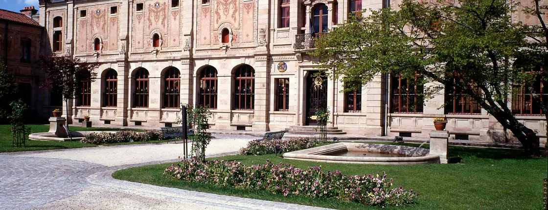 Entrance tickets to the Porcelain Museum of Limoges – Musée National Adrien Dubouché