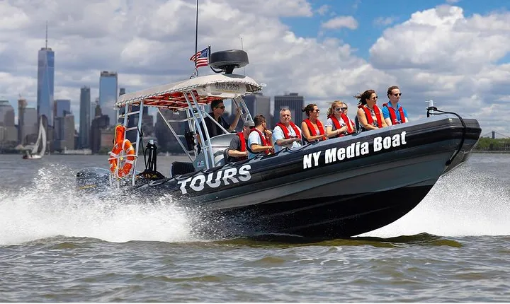 Manhattan Adventure Sightseeing Boat Tour