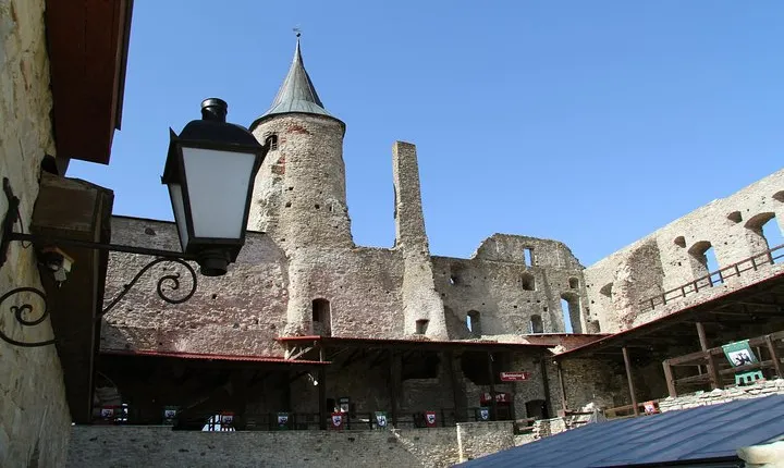 2-Hour Guided Walking Tour of Tallinn