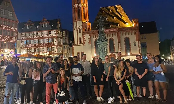 Night PubCrawl Tour in Frankfurt - Shots and Party!