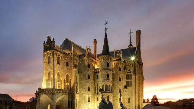 Palacio de Gaudí: General Admission
