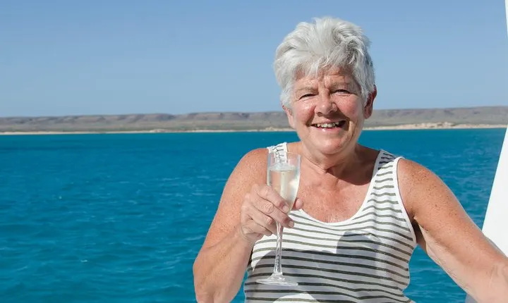 Swim with Whale Sharks in the Ningaloo Reef: 3 Island Shark Dive