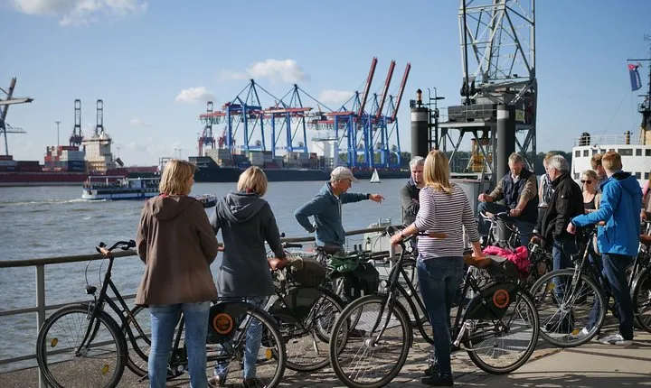 Guided Hamburg City Bike Tour