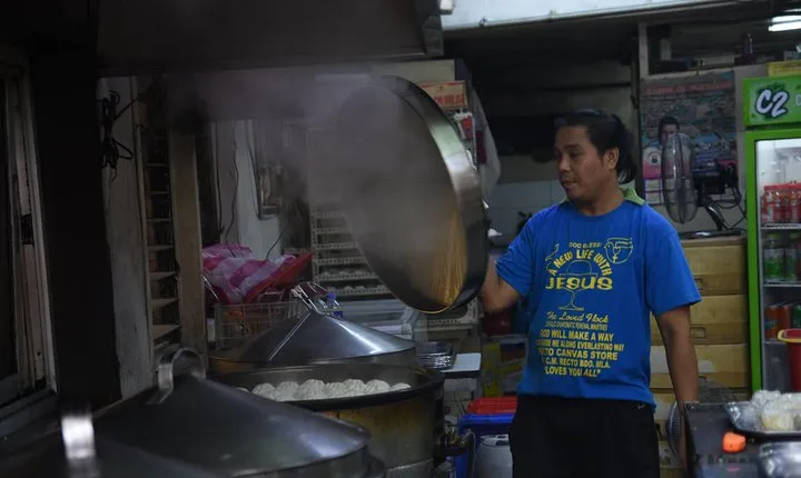 Manila Food Tour: Explore World's Oldest Chinatown