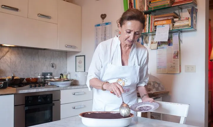 Private Pasta & Tiramisu Masterclass at a Cesarina's home with tasting in Rimini