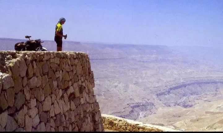 King's Way To Petra From Amman Or Dead Sea Or Airport 