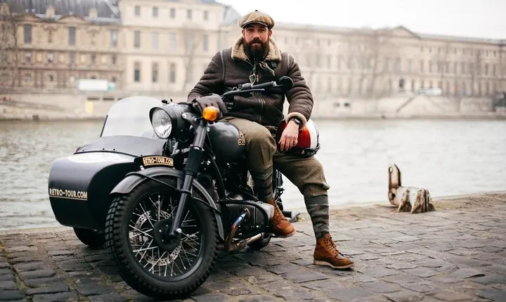 Paris Private Flexible Duration Guided Tour on a Vintage Sidecar