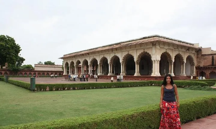 Private 2-Day Tour to The Taj Mahal and Agra with Both Side Commercial Flights