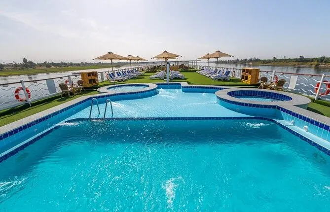 4 nights Luxor and Aswan Nile cruise with Hot air balloon,Abu simbel from Luxor