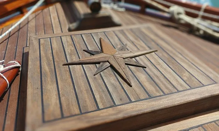 Private Traditional Sailboat Tour with Lunch in Numana