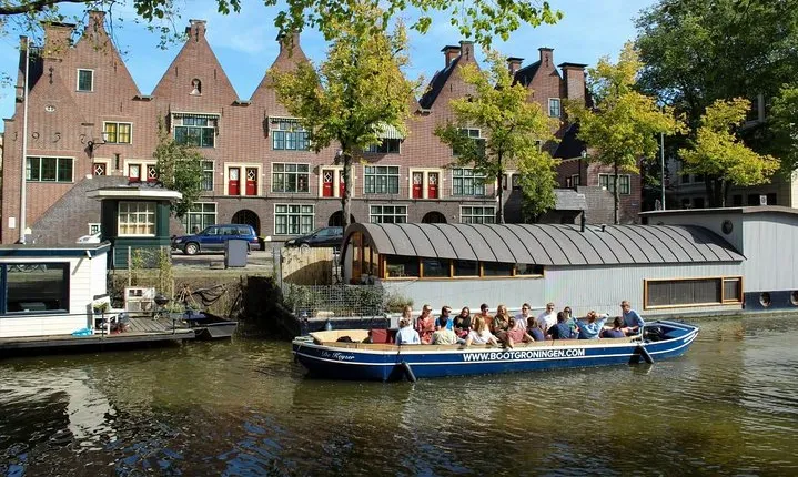 Historical Canal Tour